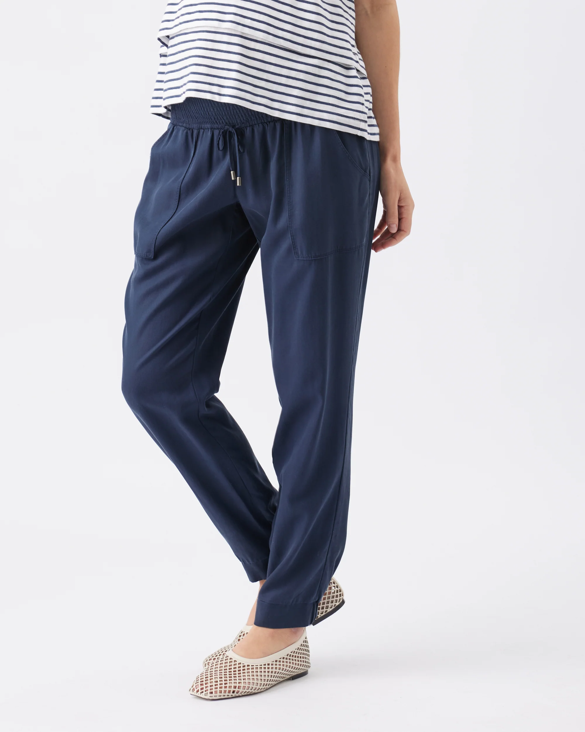 Tencel Off Duty Pant Navy - Image 4